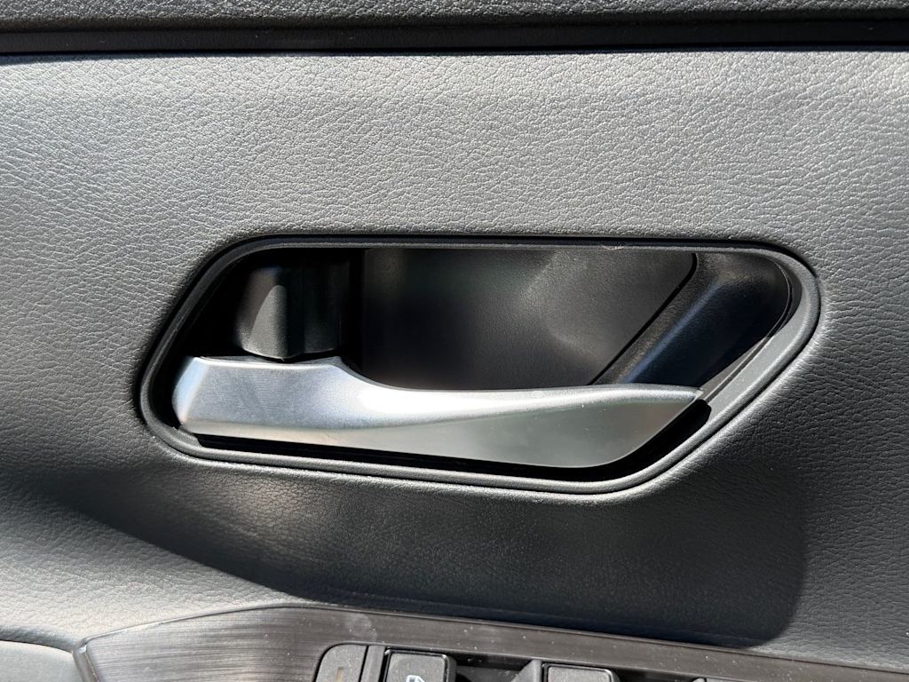Thumbnail: 2026 Nissan Kicks - 18