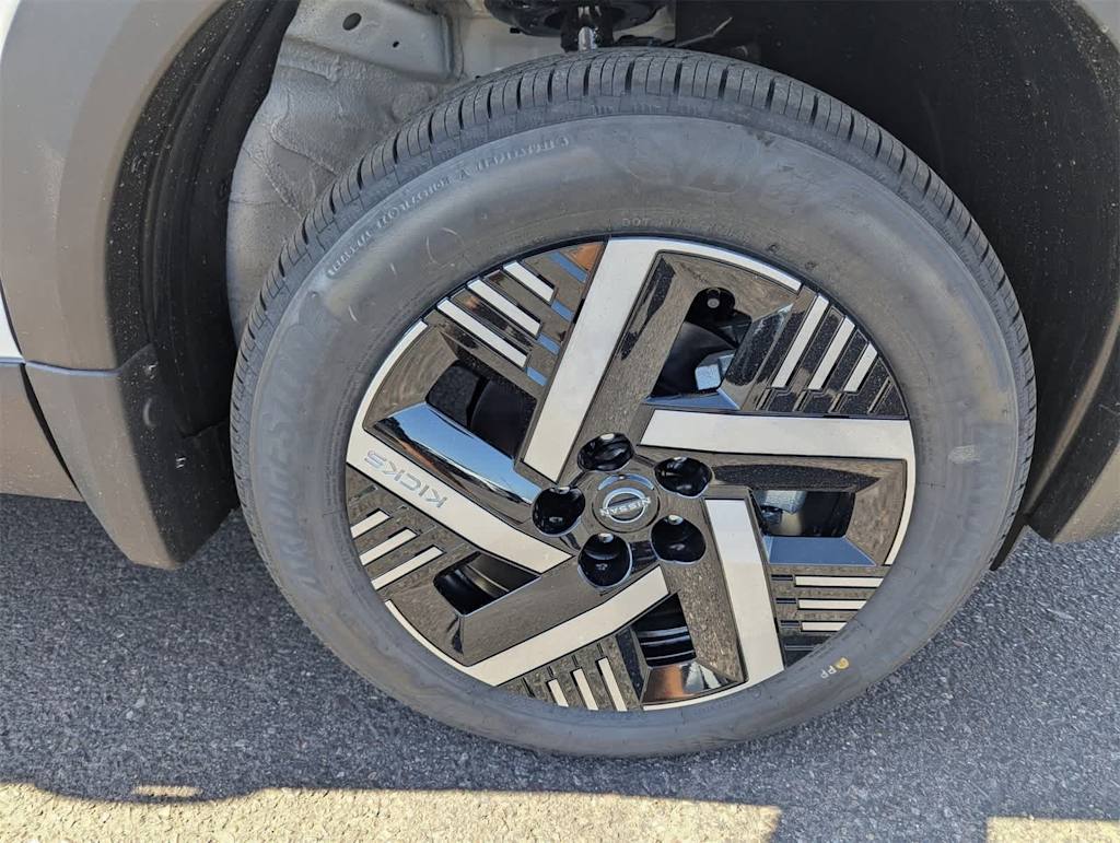 Thumbnail: 2026 Nissan Kicks - 7