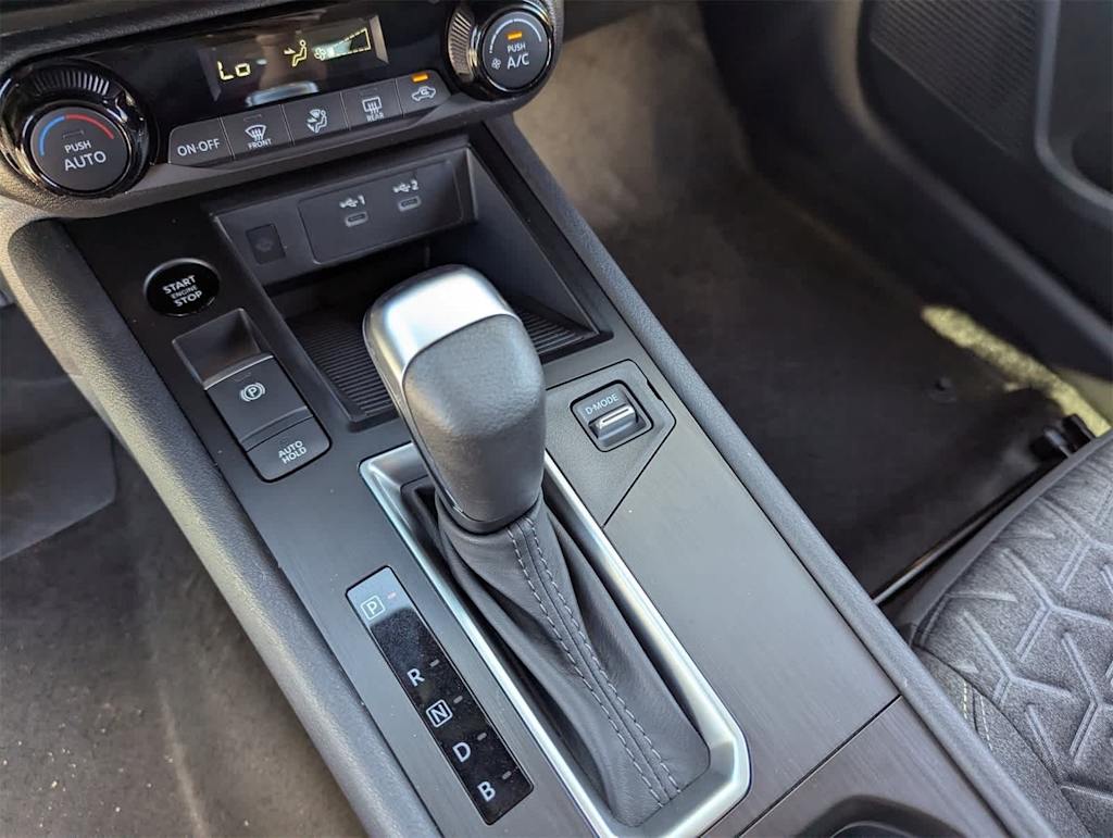 Thumbnail: 2026 Nissan Kicks - 14