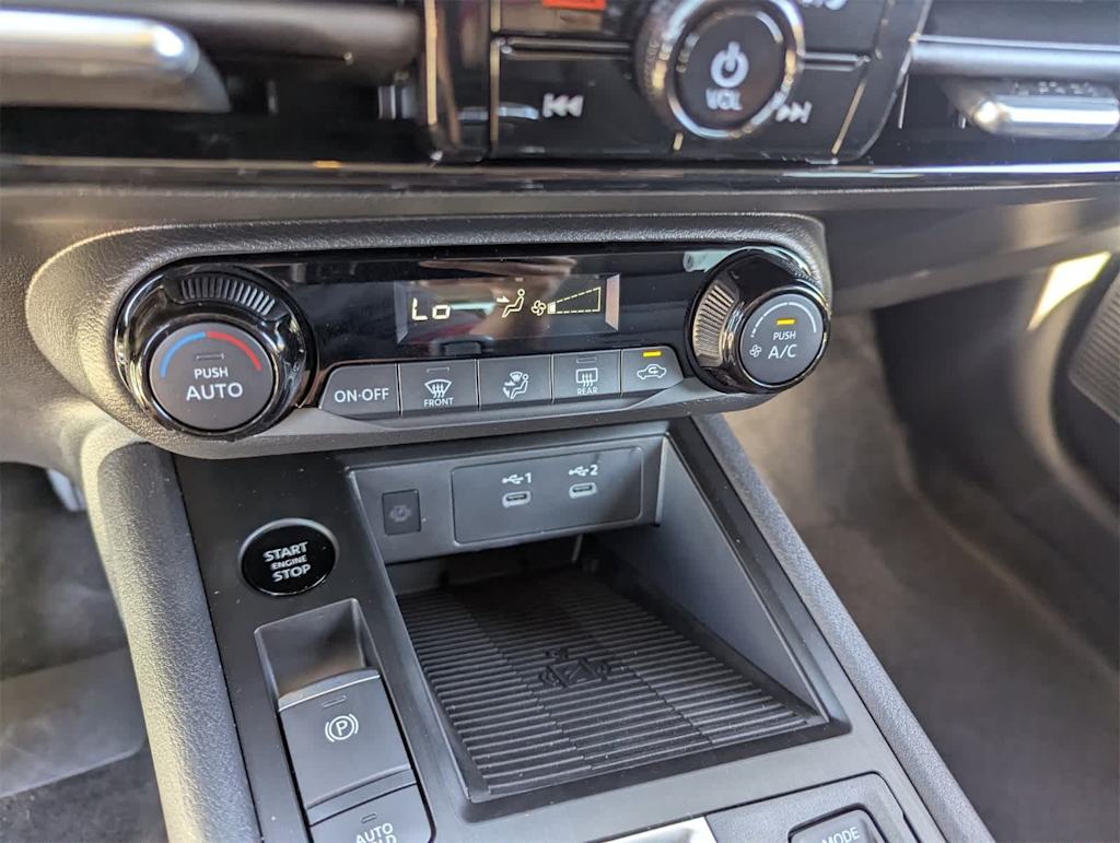 Thumbnail: 2026 Nissan Kicks - 26