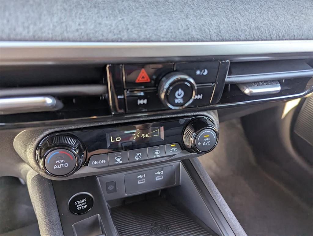 Thumbnail: 2026 Nissan Kicks - 25