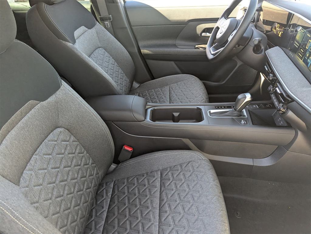 Thumbnail: 2026 Nissan Kicks - 10