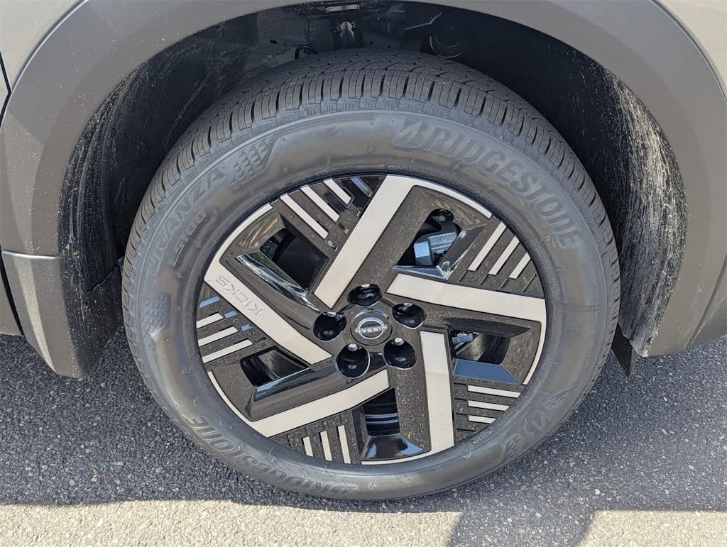 Thumbnail: 2026 Nissan Kicks - 7