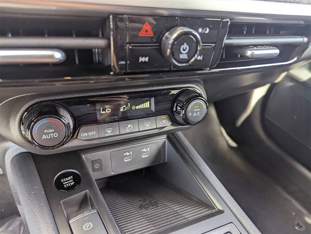 Thumbnail: 2026 Nissan Kicks - 27