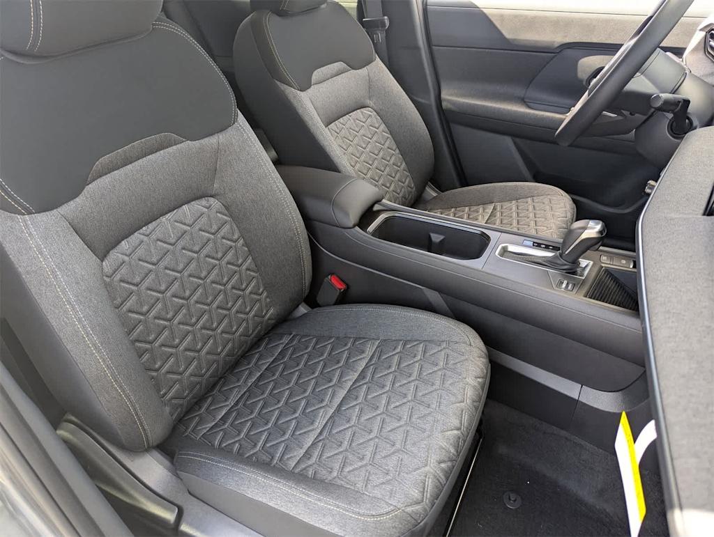 Thumbnail: 2026 Nissan Kicks - 9