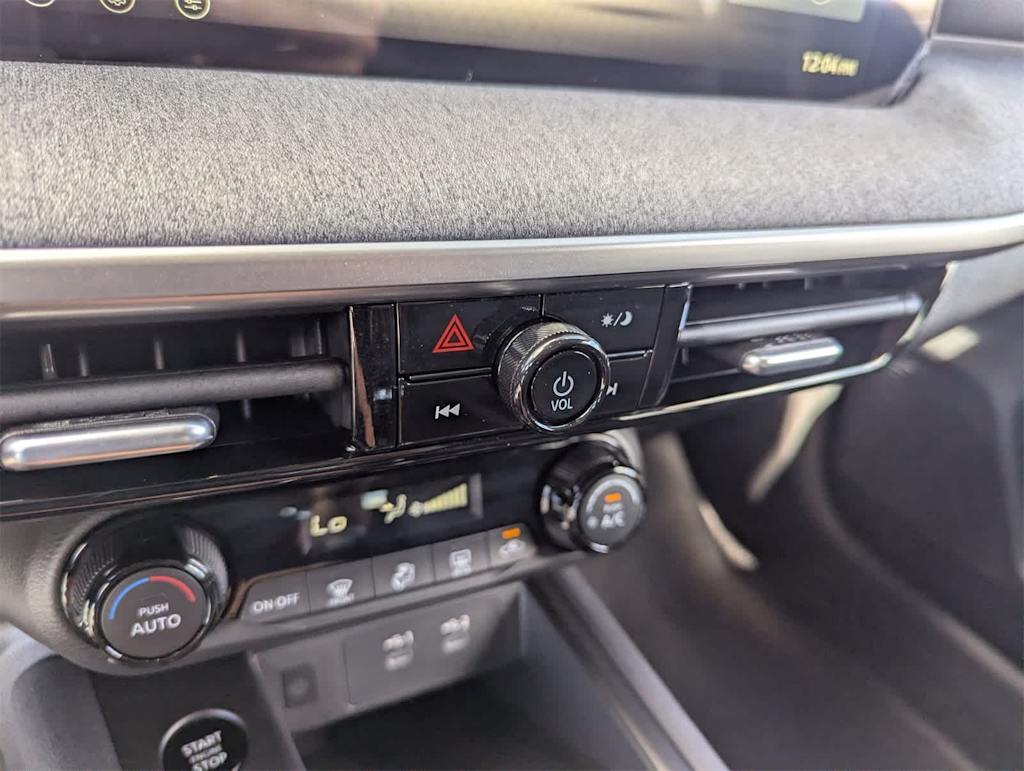 Thumbnail: 2026 Nissan Kicks - 26