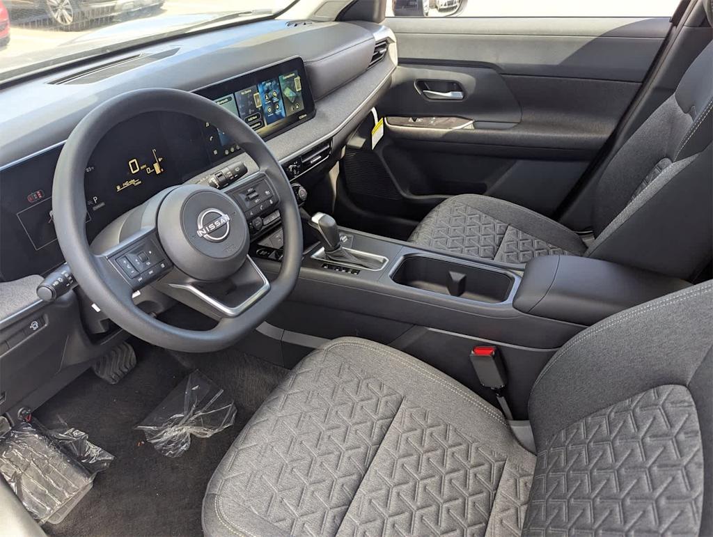 Thumbnail: 2026 Nissan Kicks - 2