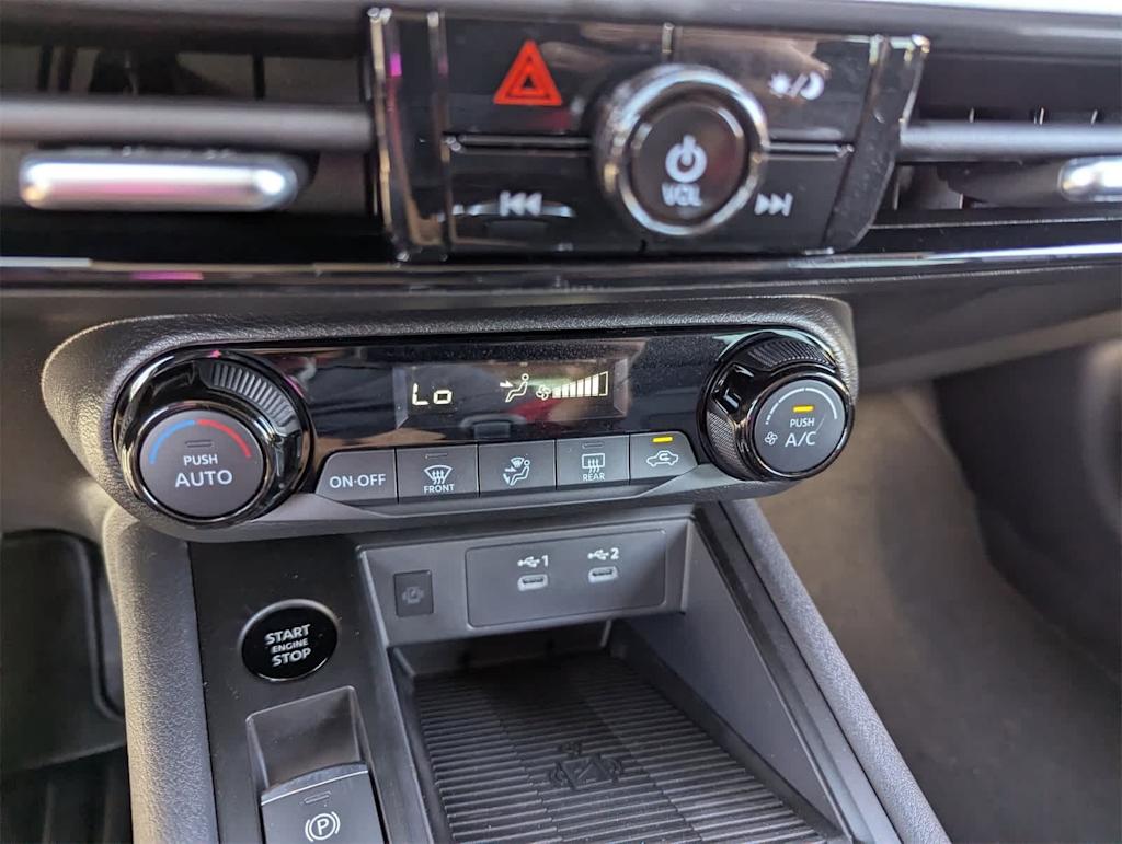 Thumbnail: 2026 Nissan Kicks - 25