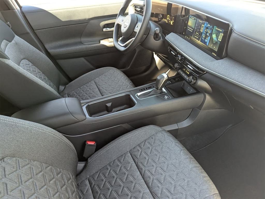 Thumbnail: 2026 Nissan Kicks - 21