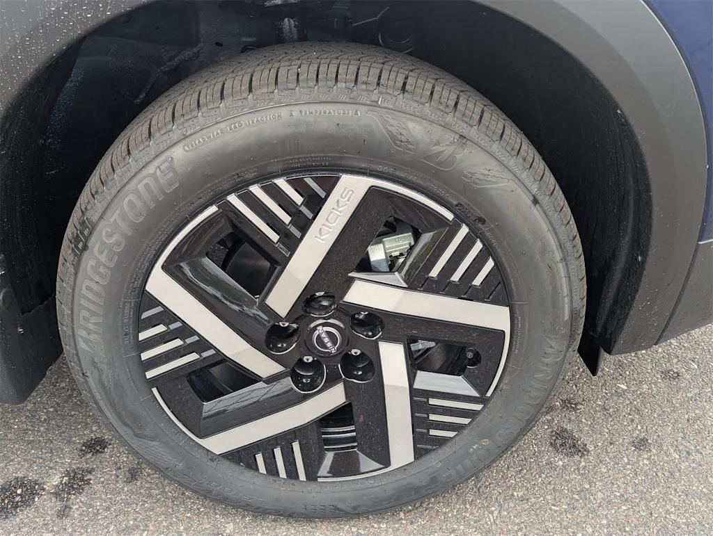 Thumbnail: 2026 Nissan Kicks - 7