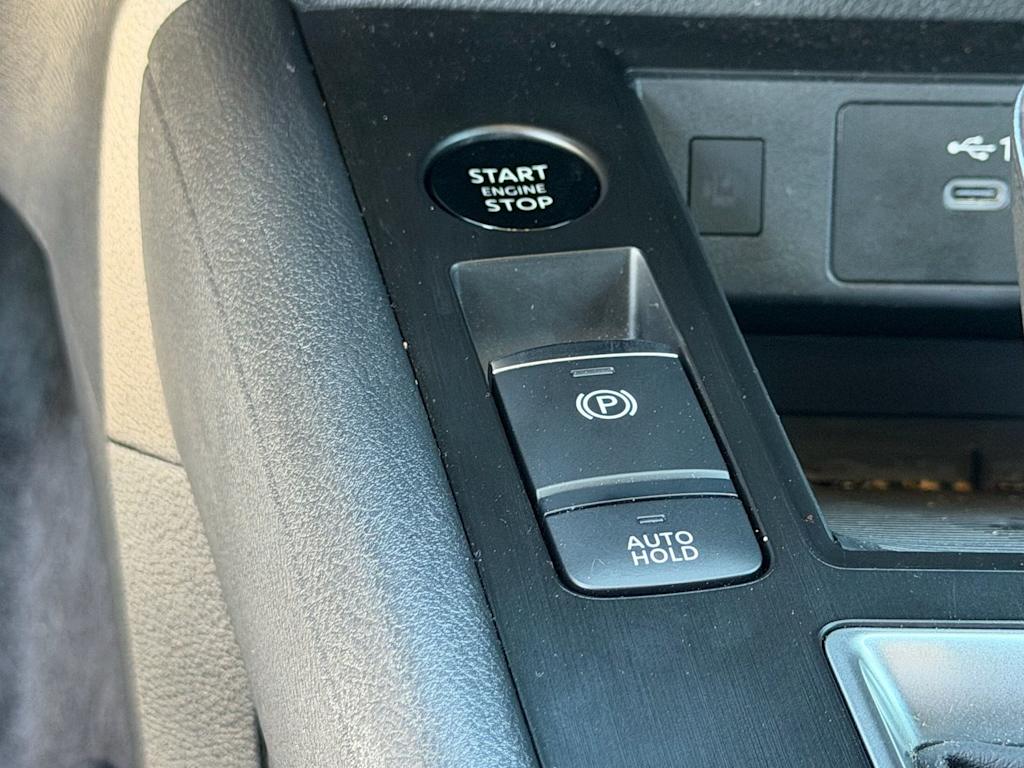Thumbnail: 2026 Nissan Kicks - 33