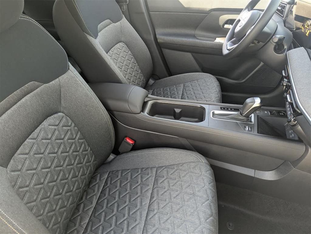 Thumbnail: 2026 Nissan Kicks - 9