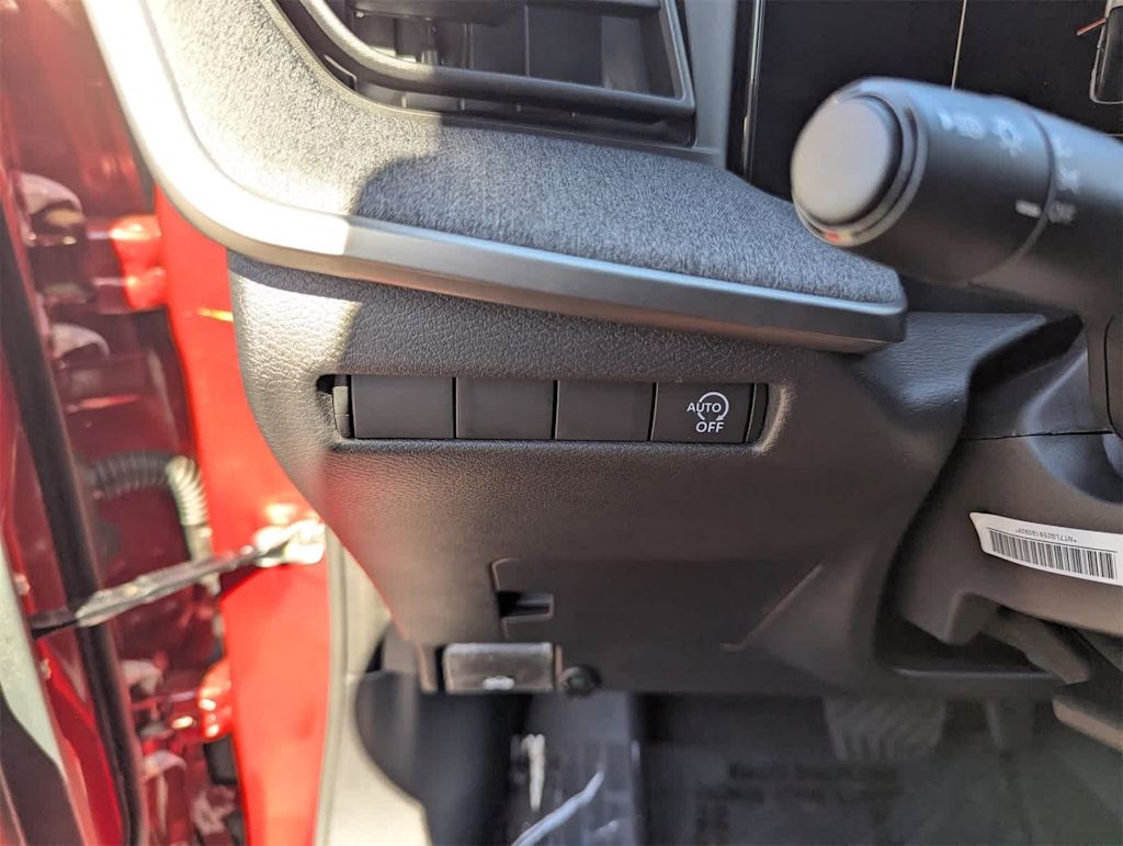 Thumbnail: 2026 Nissan Kicks - 4