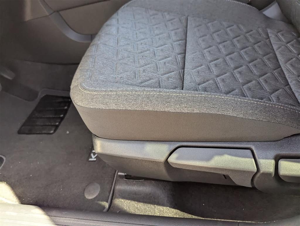 Thumbnail: 2026 Nissan Kicks - 23