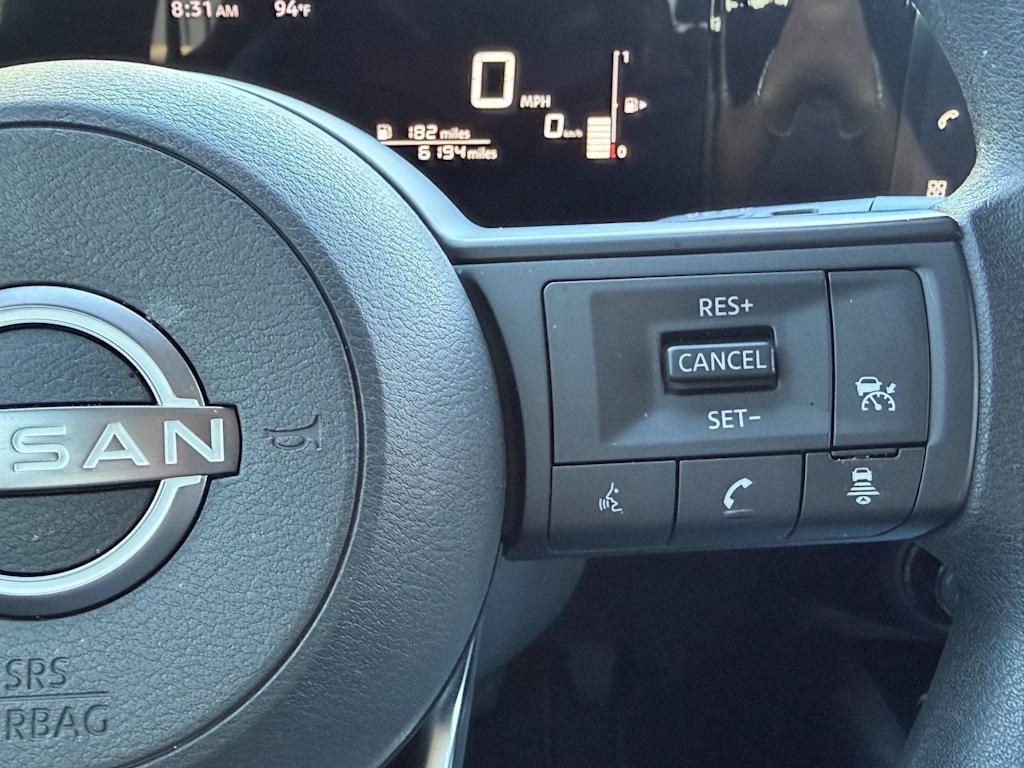 Thumbnail: 2026 Nissan Kicks - 18