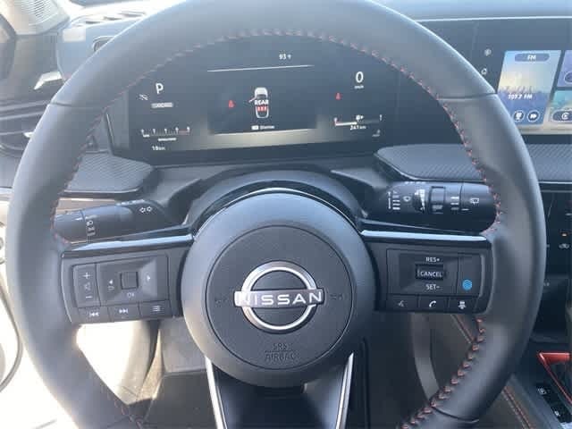 Thumbnail: 2025 Nissan Kicks - 12