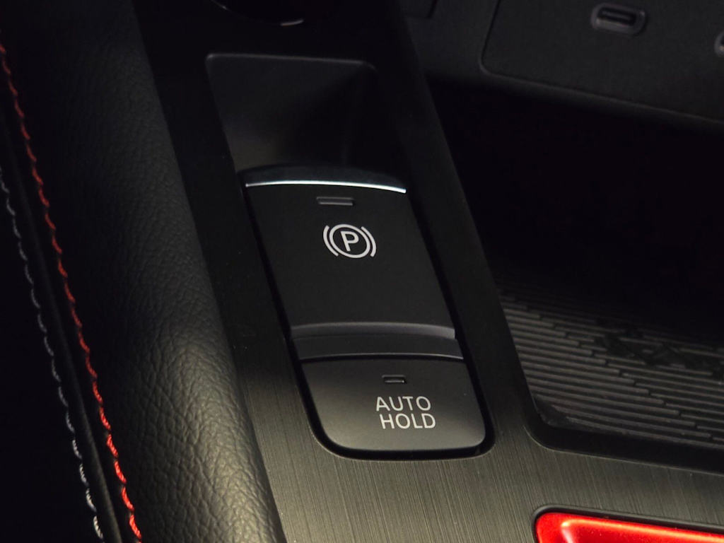 Thumbnail: 2026 Nissan Kicks - 16