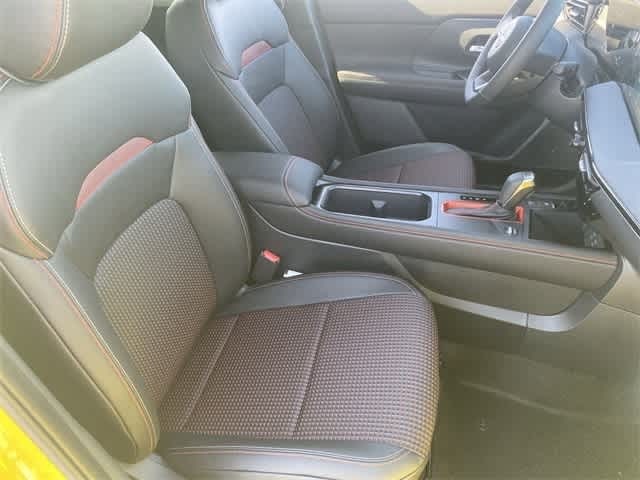 Thumbnail: 2025 Nissan Kicks - 10