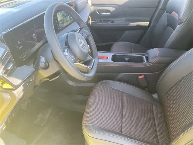 Thumbnail: 2025 Nissan Kicks - 9