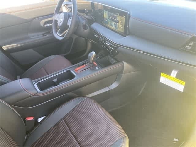 Thumbnail: 2025 Nissan Kicks - 2