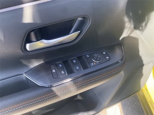 Thumbnail: 2025 Nissan Kicks - 25