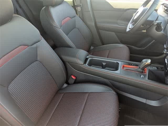 Thumbnail: 2025 Nissan Kicks - 9