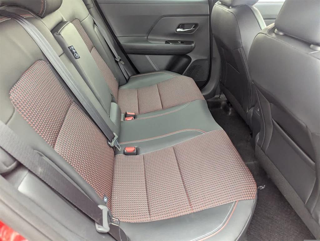 Thumbnail: 2026 Nissan Kicks - 11