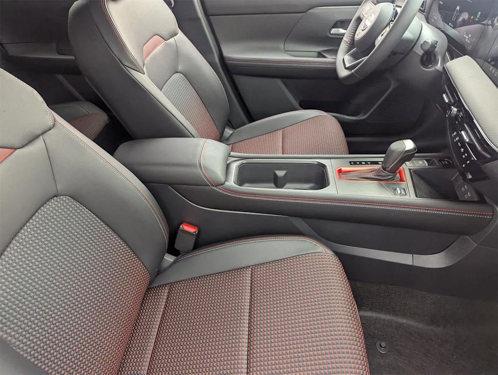 Thumbnail: 2026 Nissan Kicks - 10