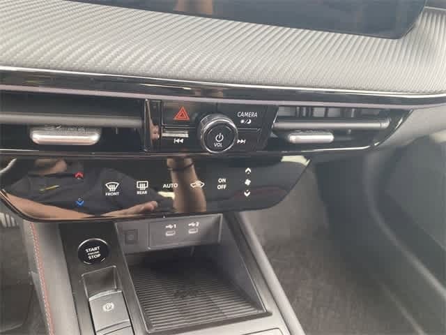 Thumbnail: 2025 Nissan Kicks - 25