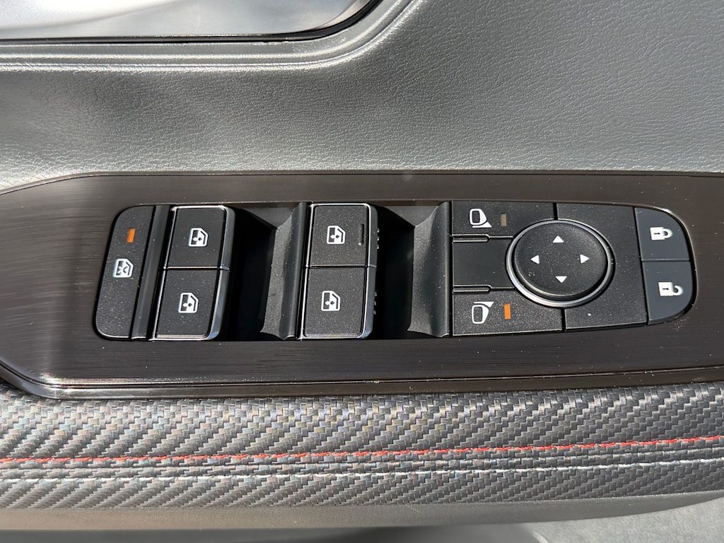 Thumbnail: 2026 Nissan Kicks - 19