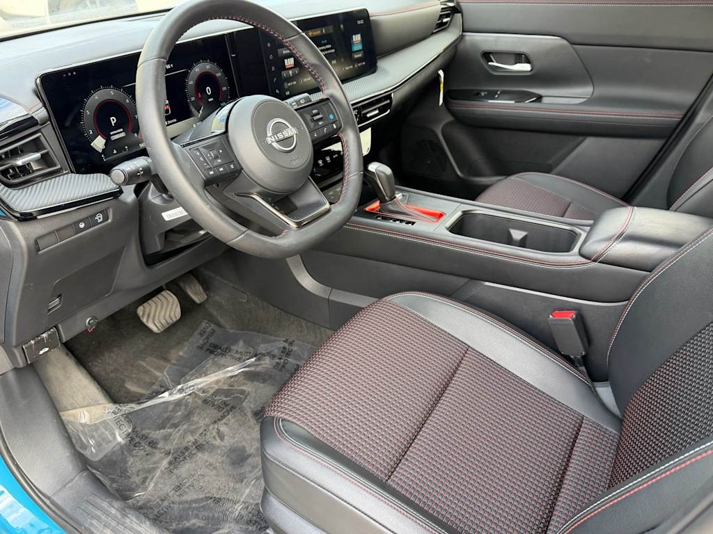 Thumbnail: 2025 Nissan Kicks - 24