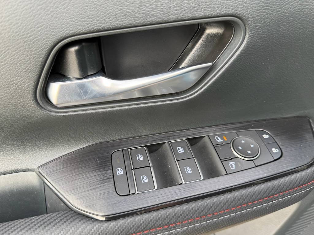 Thumbnail: 2025 Nissan Kicks - 28