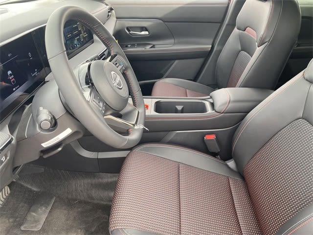 Thumbnail: 2025 Nissan Kicks - 19