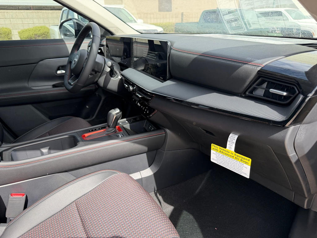 Thumbnail: 2026 Nissan Kicks - 6