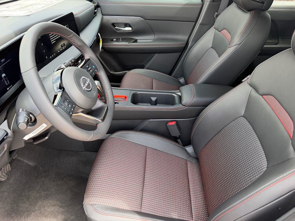 Thumbnail: 2026 Nissan Kicks - 10