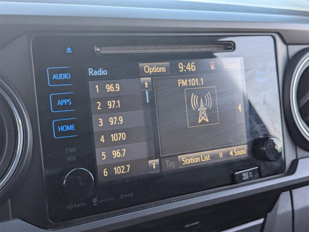 Thumbnail: 2019 Toyota Tacoma - 13