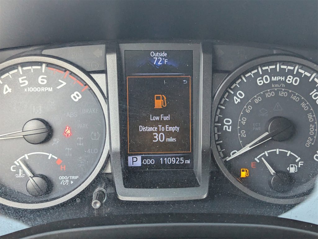 Thumbnail: 2019 Toyota Tacoma - 15