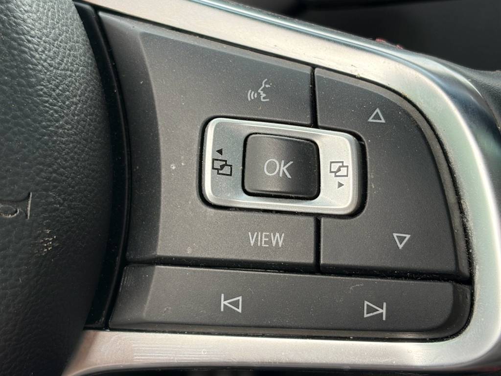 Thumbnail: 2019 Volkswagen Golf - 5
