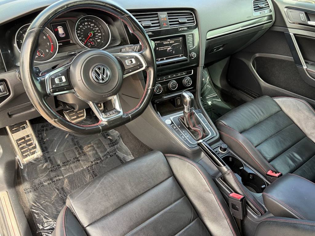 Thumbnail: 2015 Volkswagen Golf - 2