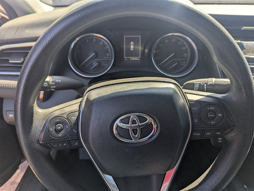 Thumbnail: 2018 Toyota Camry - 16