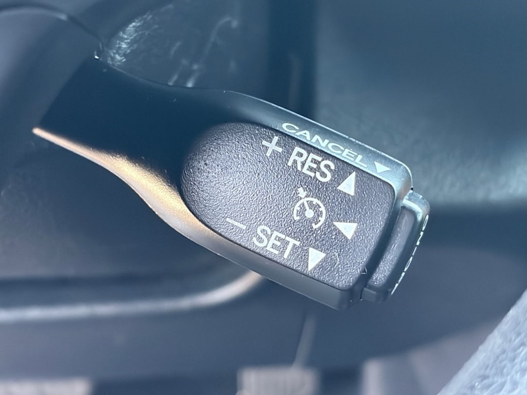 Thumbnail: 2017 Toyota Camry - 7