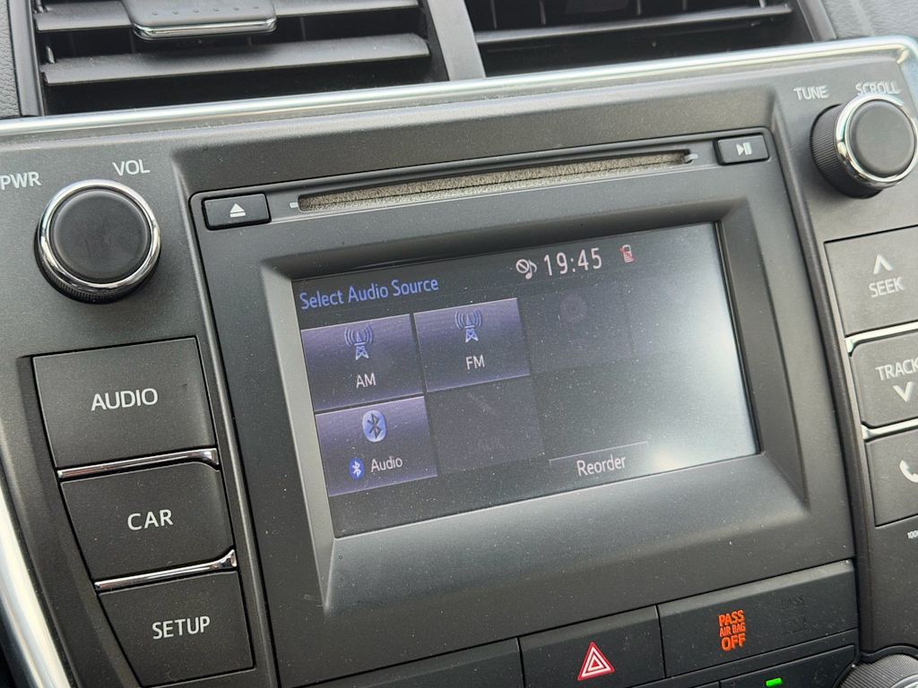 Thumbnail: 2016 Toyota Camry - 13