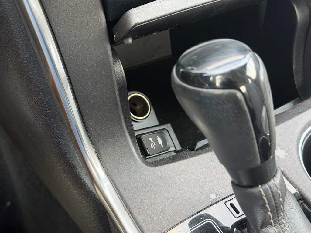 Thumbnail: 2016 Toyota Camry - 6