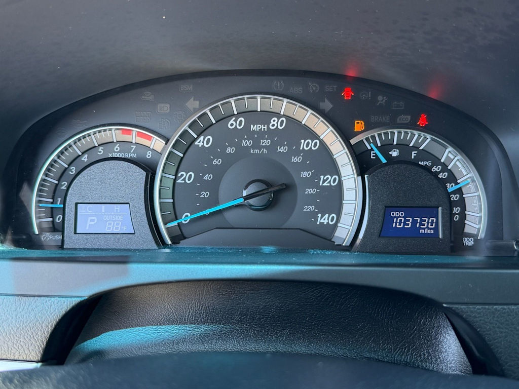 Thumbnail: 2013 Toyota Camry - 12