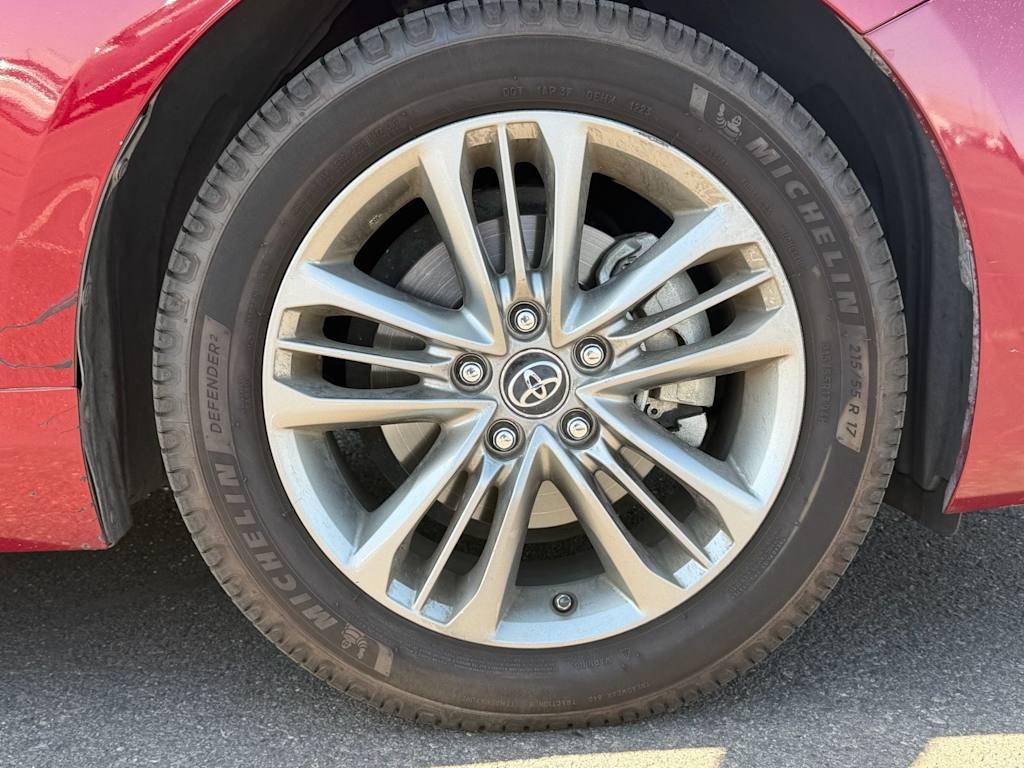 Thumbnail: 2015 Toyota Camry - 3