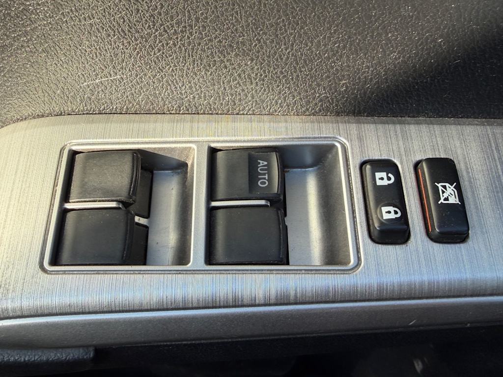 Thumbnail: 2014 Toyota Camry - 13