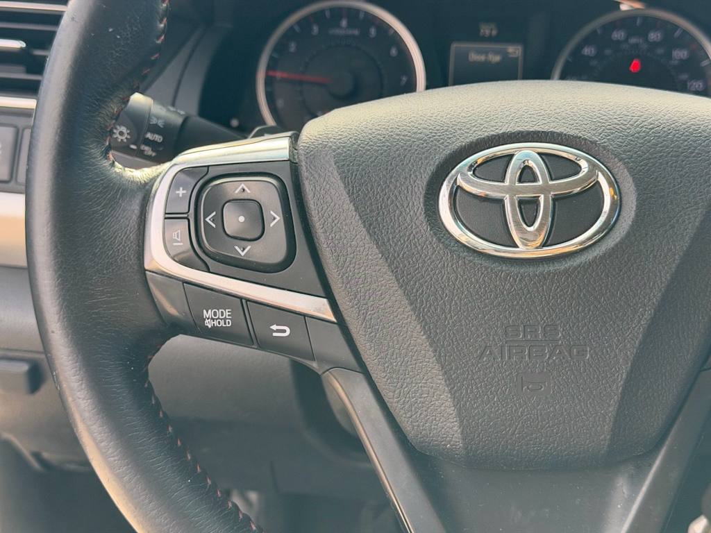 Thumbnail: 2017 Toyota Camry - 23