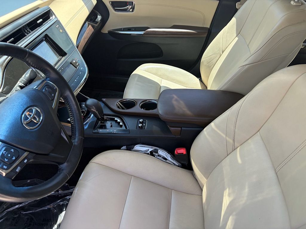 Thumbnail: 2013 Toyota Avalon - 9