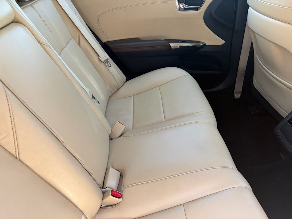 Thumbnail: 2013 Toyota Avalon - 10