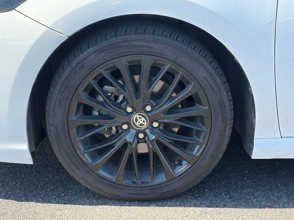 Thumbnail: 2021 Toyota Camry - 4